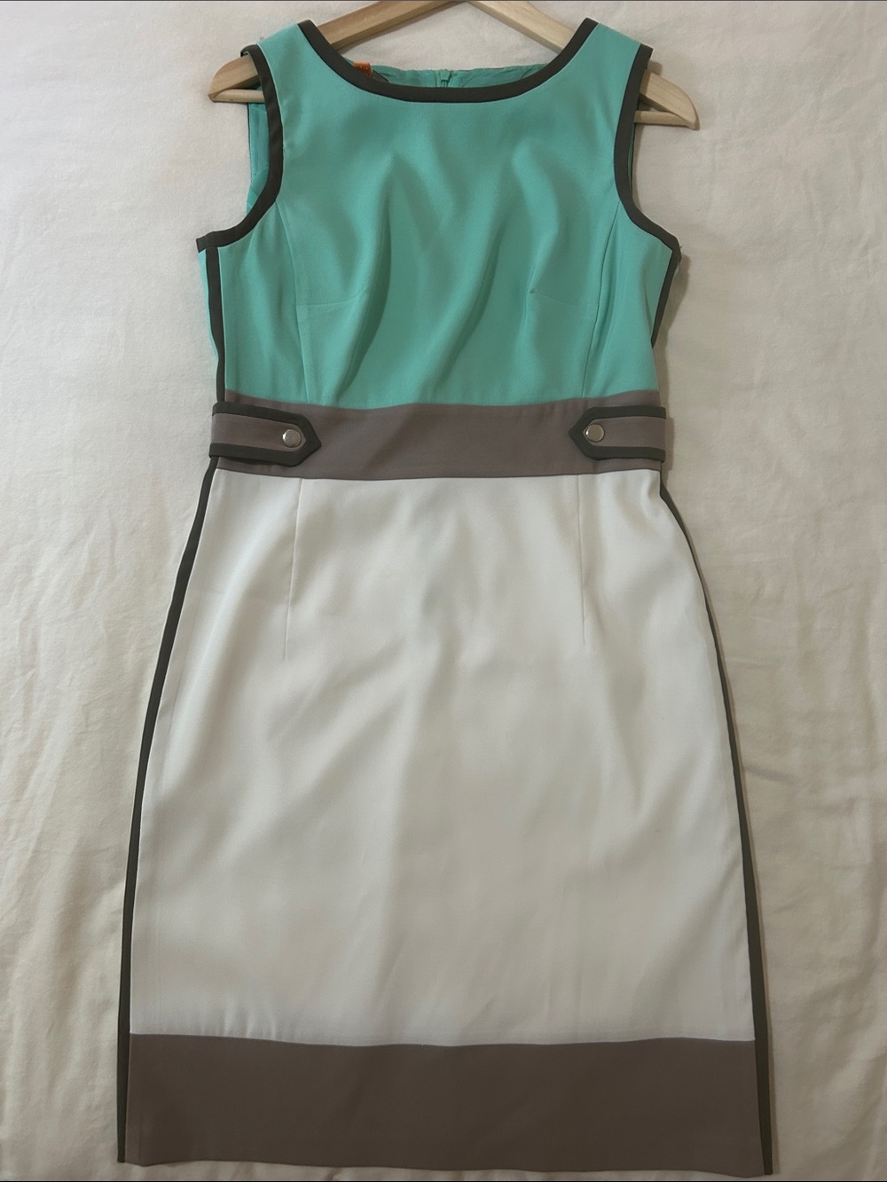 Roz & Ali Colorblock Sheath Dress Mint Green, White, & Taupe Size 6